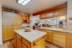 Interior - Juniper Haven Retreat | Home in Sun Valley (Sun Valley)