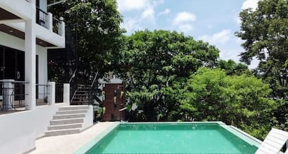 Villa Seaview Garden 2 bedroom Apt#1