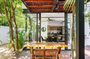 Deluxe House | Terrace/patio