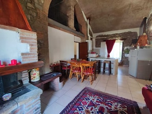Dining - Apartment in the heart of the Tuscan Maremma... (Ribolla)