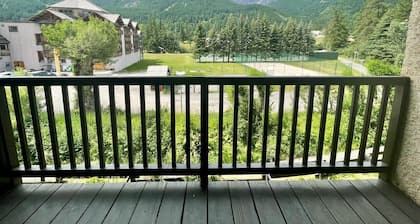 30 m² next to Les Grands Bains