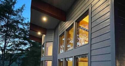 Wild Thing - Blowing Rock, Hot Tub, Big Views, NEW