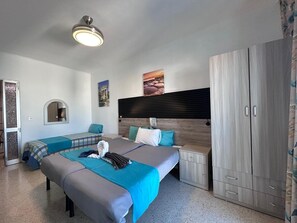 1 bedroom, in-room safe, iron/ironing board, travel cot