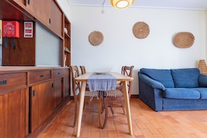 Apartament | Zona de menjador de l'habitació
