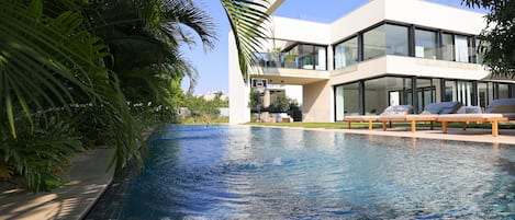 Outdoor pool, sun loungers
