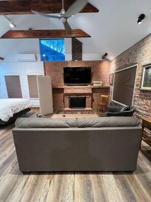 1 habitación, escritorio y wifi 