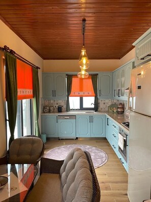 Villa | Eget kjøkken | Kjøleskap