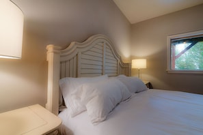1 chambre, bureau, fer et planche à repasser, Wi-Fi gratuit