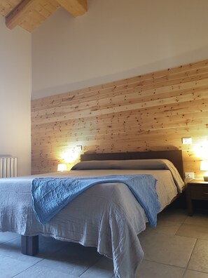 Habitación con 1 cama doble o 2 individuales | Sábanas italianas Frette y ropa de cama de alta calidad