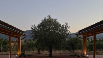 Camera con letto matrimoniale o 2 letti singoli | Facciata della struttura