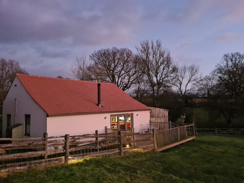 Stylish Self-contained Converted Stables