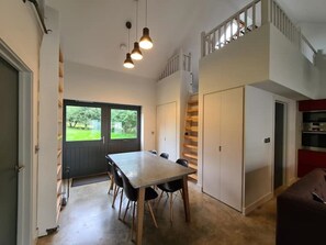 تناول الطعام