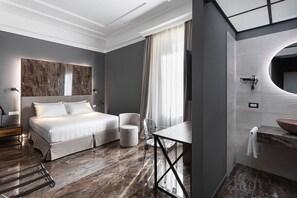 Suite - Poerio 25 Boutique Stay  (Naples)
