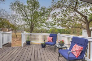 Terrace/patio - Awesome Haus With Gameroom, 4blks to Center of Town! (Fredericksburg)