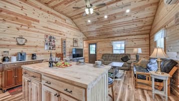 Cabin, Multiple Beds, Hot Tub (682 Old Comfort Ben) | Living area