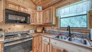 Cabin, Multiple Beds, Hot Tub (682 Old Comfort Ben) | Private kitchen