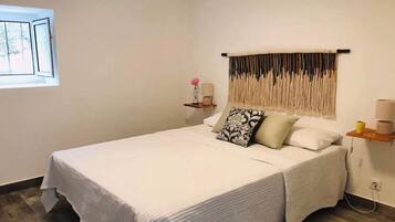 1 Schlafzimmer, Bügeleisen/Bügelbrett, kostenloses WLAN, Bettwäsche