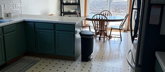 EAA rental. 3 bedrooms 2 bathrooms. 7 miles form EAA. Close to hwy