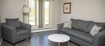 Entire unit-Central location