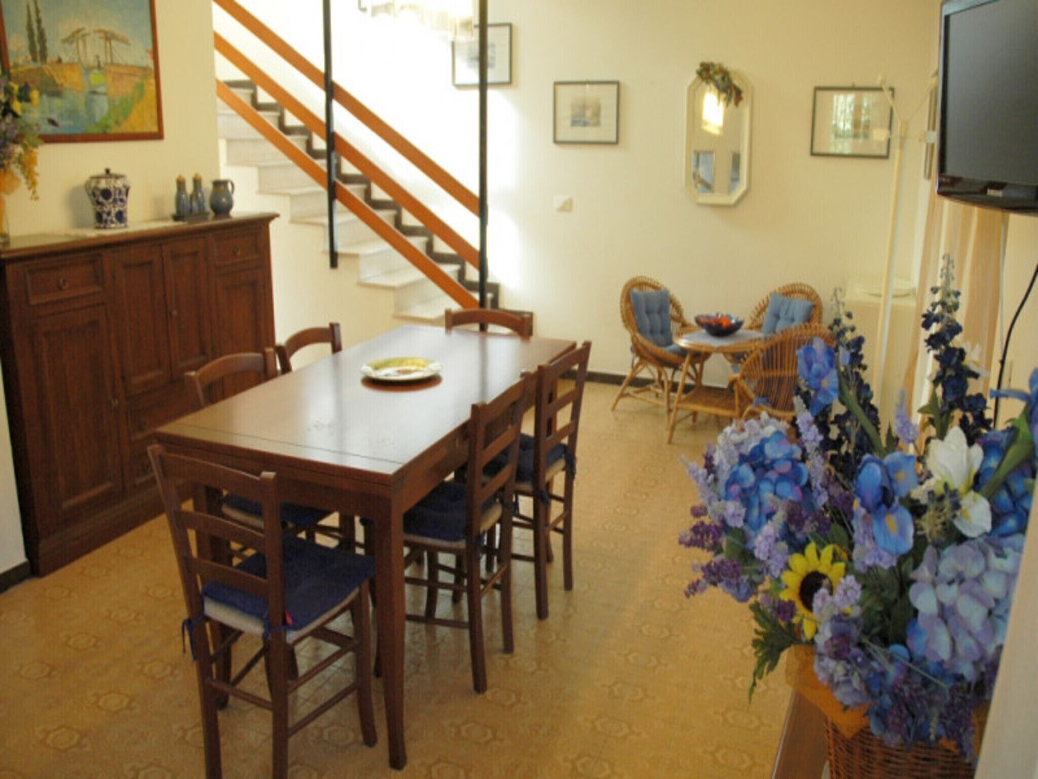 Villa, 3 habitaciones, patio, vista al jardín | Comedor