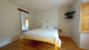 Room, 1 Bedroom, Balcony, Mountain View | 1 bedroom