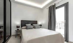 2 habitaciones, escritorio, tabla de planchar con plancha y wifi gratis