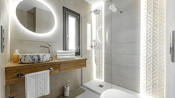 Dusch, hÄrtork och handdukar