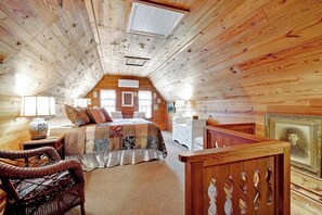 2 bedrooms, individually decorated, individually furnished, free WiFi