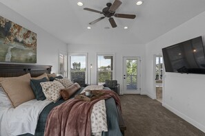 6 bedrooms, iron/ironing board, travel crib, WiFi - Luxury - 6000sqft- Sleeps 22+ Basketball, Billiards, Theater, Game, PrincessRoom (Layton)