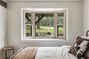 4 Schlafzimmer, Zimmersafe, Schreibtisch, Bügeleisen/Bügelbrett