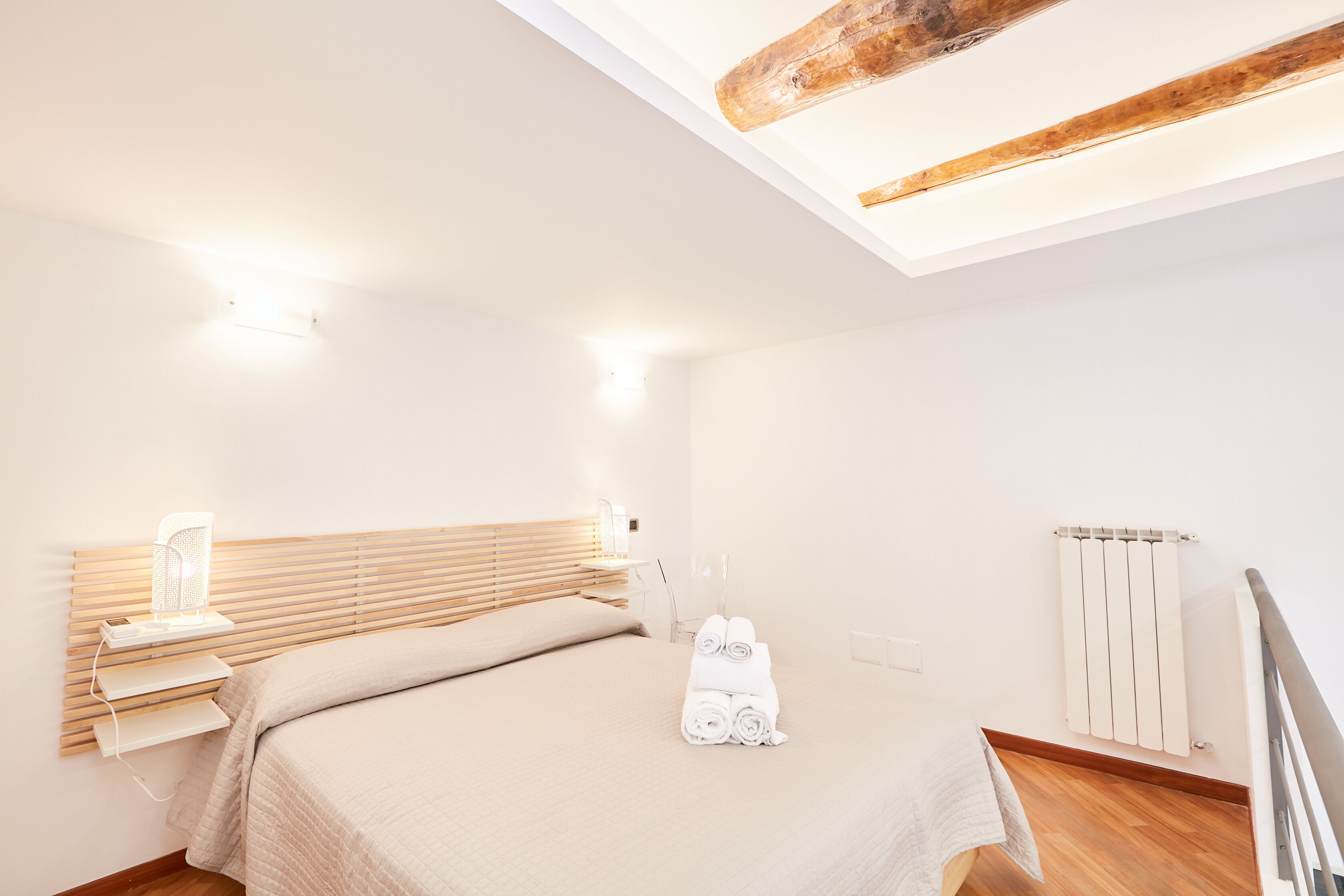 1 dormitorio, tabla de planchar con plancha, wifi gratis y ropa de cama