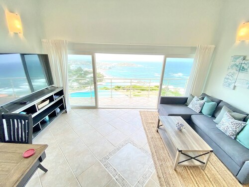 Luna Sul Mare - 2 Bed 2.5 Bath Condo with gorgeous ocean view!