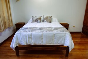 1 bedroom, free WiFi, bed sheets - Alojamiento a 5 minutos del centro de Iguazú (Puerto Iguazú)