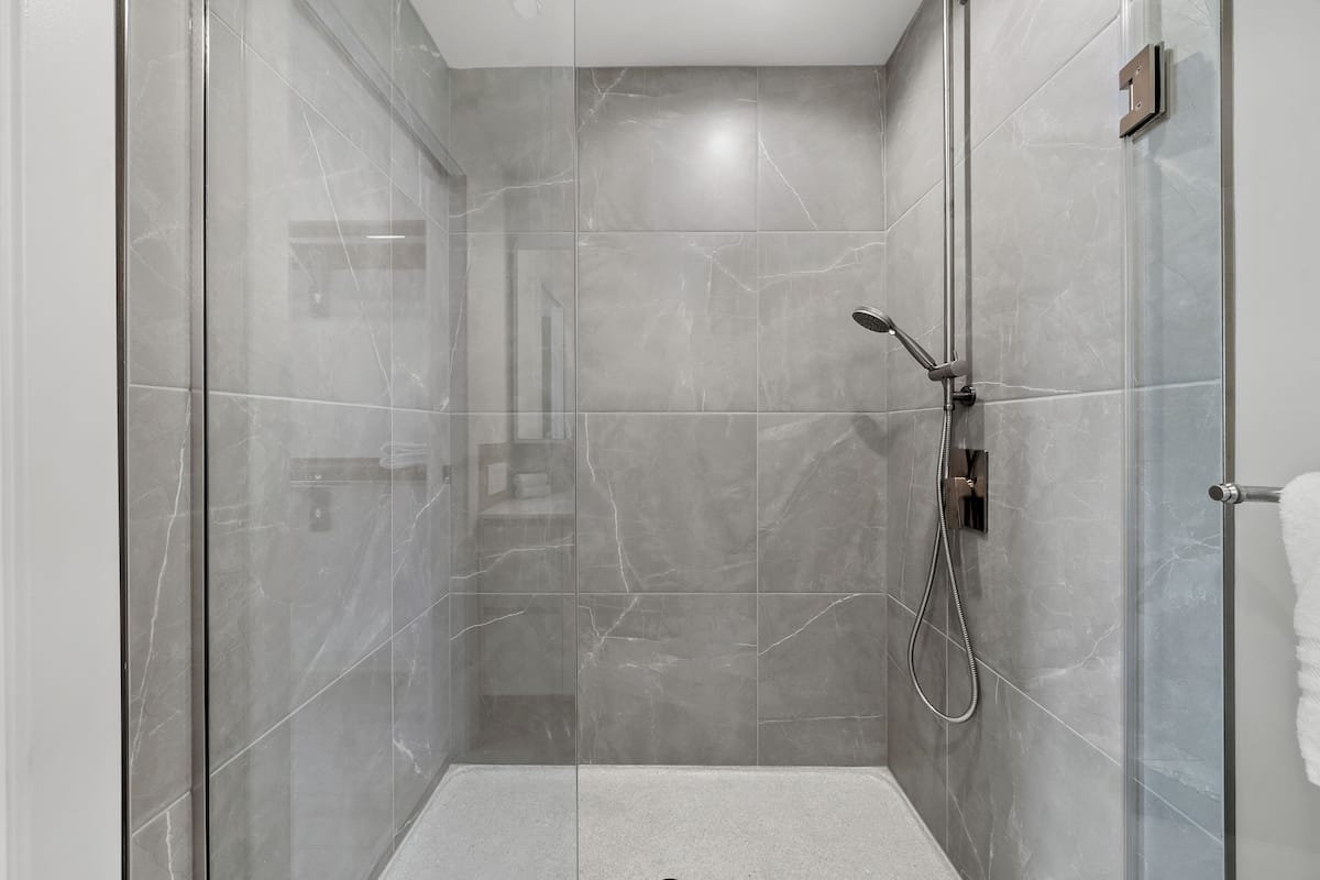 Douche de la salle de bain