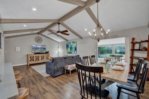 House, Multiple Beds, Patio | Dining