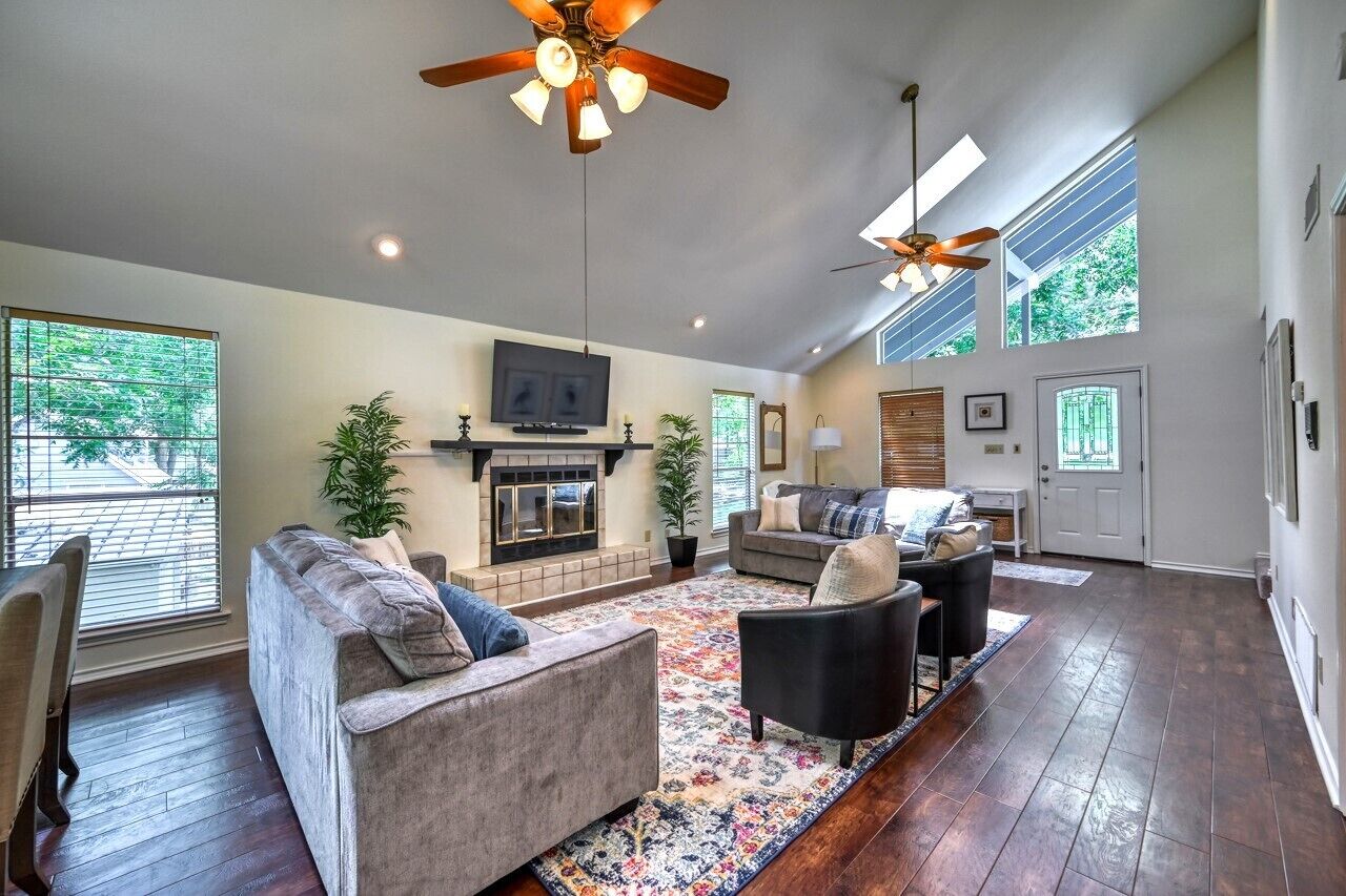 House, Berbilang Katil, Patio | Ruang tamu | TV, pendiangan 