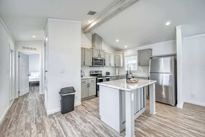 House, Multiple Beds, Patio (#20 3567 US 290 E) | Private kitchen | Coffee/tea maker