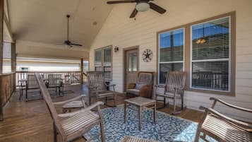 Khu ẩm thực ngoài trời