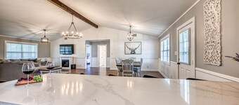 Wow! Exceptional House With Inviting Fire Pit!