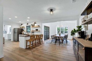 House, Multiple Beds, Hot Tub, City View (603 N Bowie St) | Dining - Bubbles on Bowie Walk to Main St (Fredericksburg)