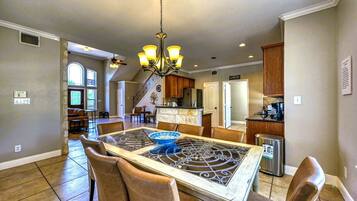 House, Multiple Beds, Pool Access | Private kitchen | Fridge, microwave, oven, stovetop