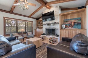 House, Multiple Beds, Patio (465 Bear Crk M & B) | Living area - Ranch Retreat Combo With Stunning Creek View-fire Pit (Fredericksburg)