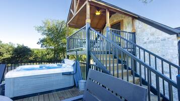 House, Multiple Beds, Hot Tub | Property grounds