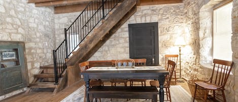 House, Multiple Beds, Hot Tub | Interior