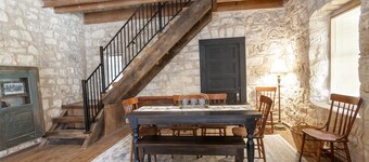 Pioneer Charm With Hot Tub & Firepit - 8 mi to Main St