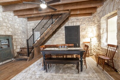 Pioneer Charm With Hot Tub & Firepit - 8 mi to Main St