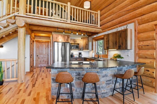 Fridge, microwave, oven, stovetop - Lakefront Log Cabin | Private Hot Tub | Stunning Lake Views (Divide)