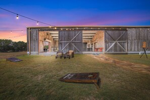 Property grounds - Luxurious Hill Country Retreat With Pool and Firepit! (Dripping Springs)