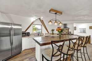 House, Multiple Beds, Patio | Private kitchen | Fridge, microwave, oven, stovetop - Unique Geodesic Dome House 5 mi to Dntwn Fred! (Fredericksburg)