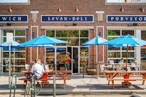 Restauration en plein air